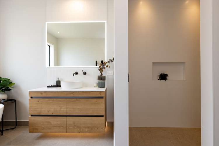 1c Pengover Avenue Leamington_22