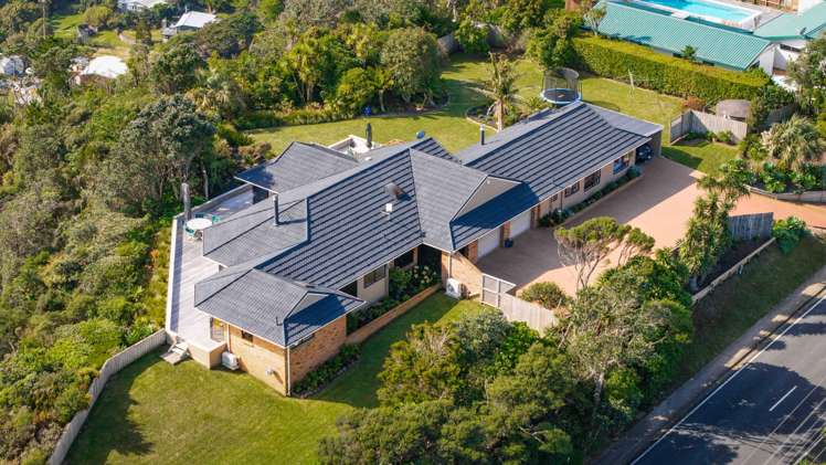 175 Oaia Road Muriwai Beach_41