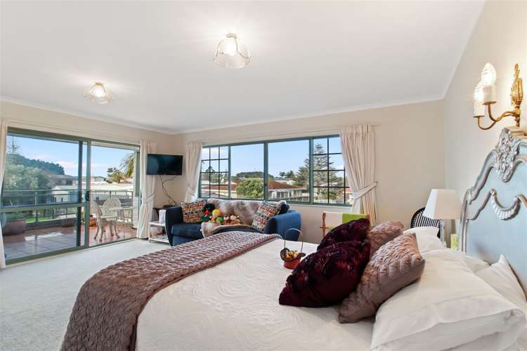 117 Charleston Avenue Whangamata_19