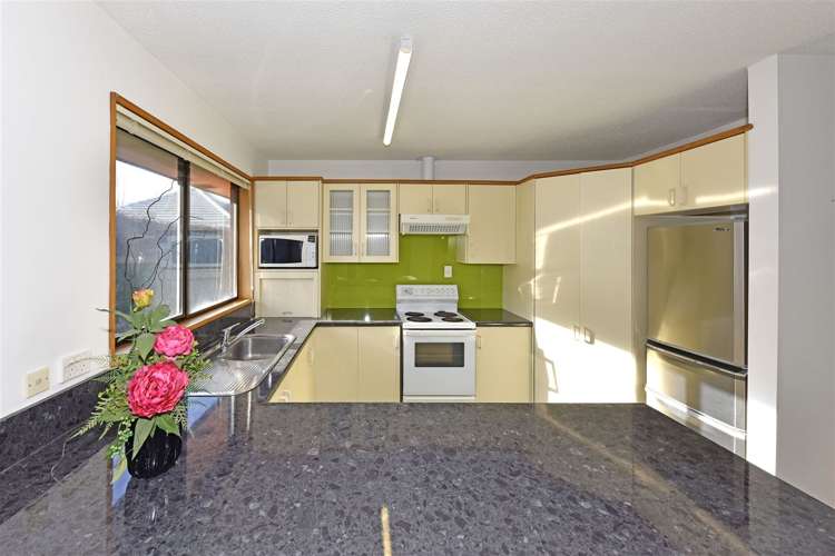 2/78 Isleworth Road Bishopdale_4