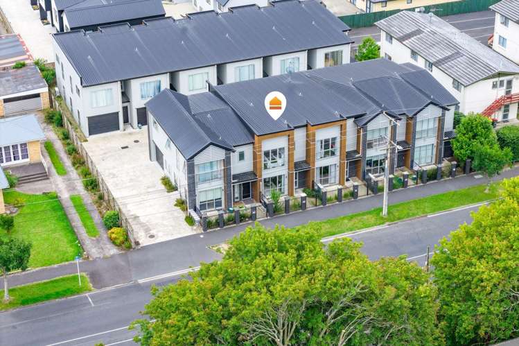 8/113 Knighton Road Hillcrest_1