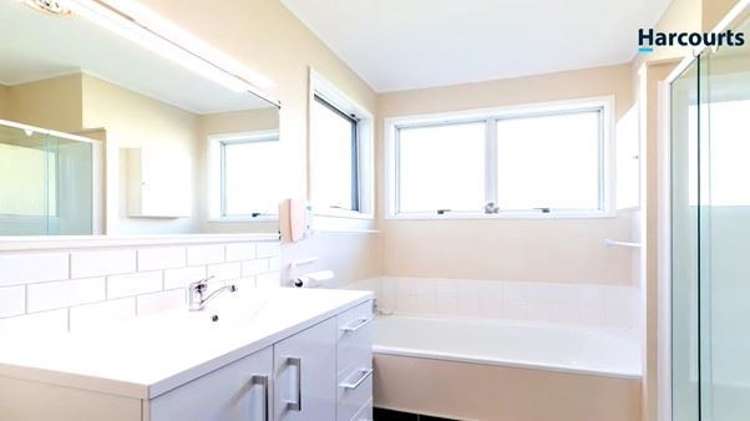 61 Athenic Avenue Lynfield_10