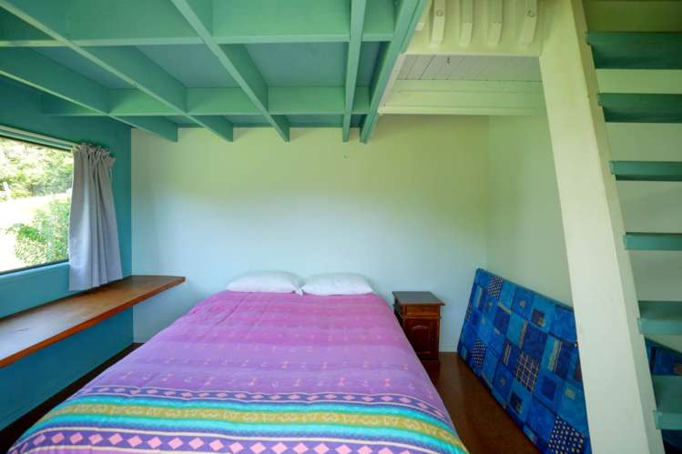 366 & 368 Blind Bay Road Great Barrier Island_17