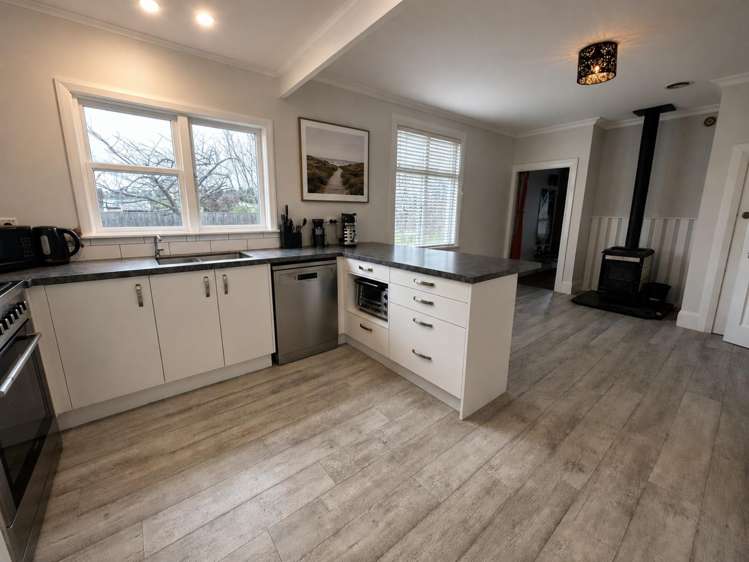 471a High Street South 10114_1