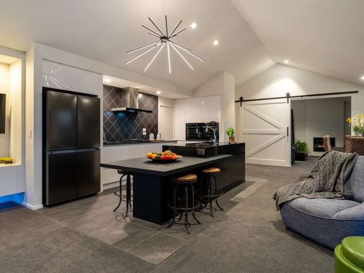 21 Maurice Harding Avenue Pukekohe_2