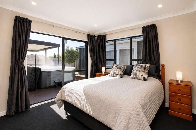 77 Avondale Road Taradale_11