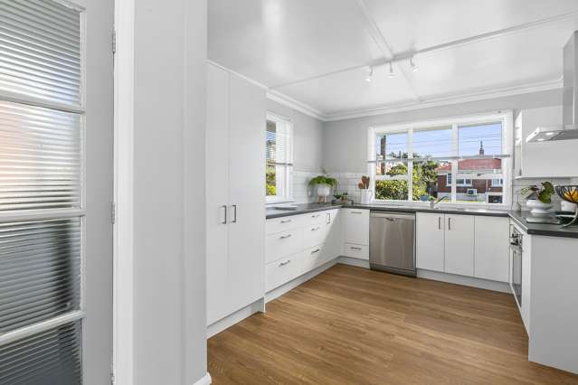 137 Easther Crescent Kew_2