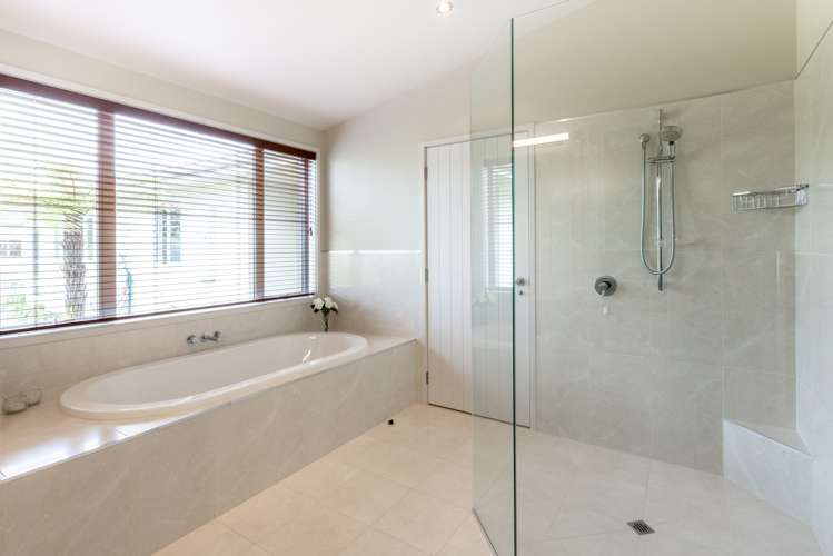 18 Scarrott Road Bay View_12