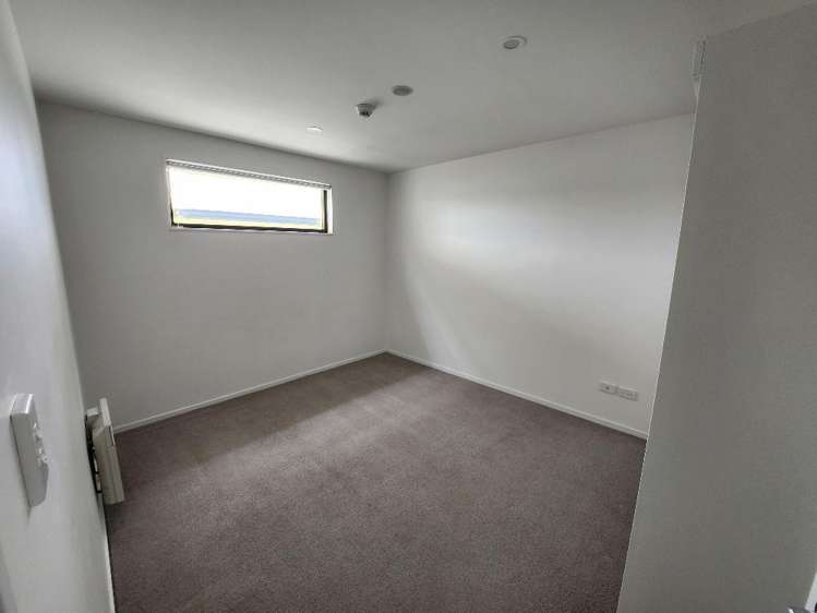 106/8 Thompson Park Rd Mount Wellington_5