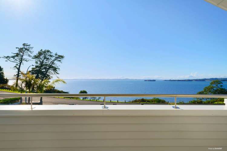 52 Marine Parade Mellons Bay_6