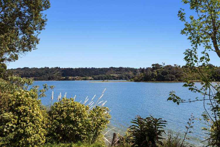 325 Ruatuna Road Ohiwa_13