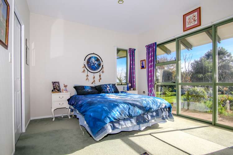 331 Utopia Road Westport_8