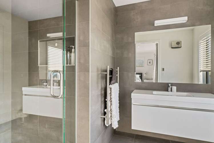 53 Tenby Street Wanaka_8