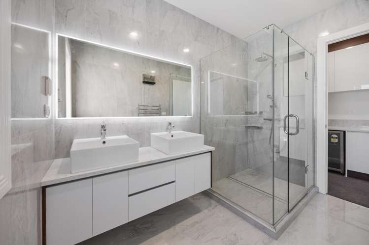 2 Drumnaconagher Road Flat Bush_32