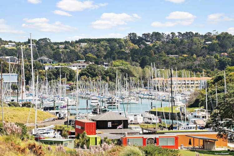 81 Pinecrest Drive Gulf Harbour_9