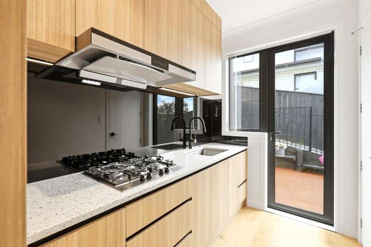 16 Manhattan Rise Orewa_11