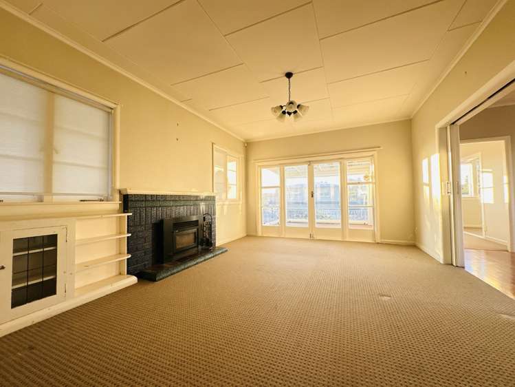 1 Camellia Place Mount Roskill_14