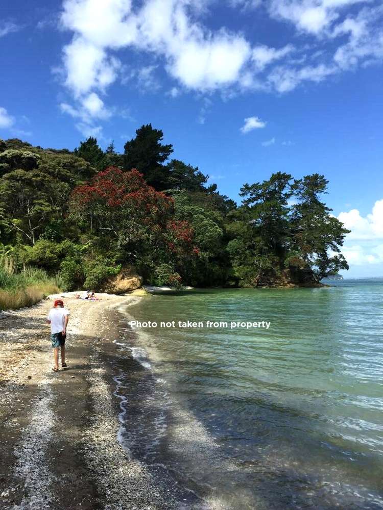 73 Takahe Road Titirangi_10