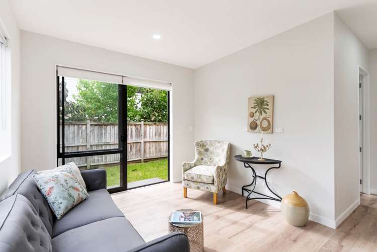 12 Hangar Lane Whenuapai_15