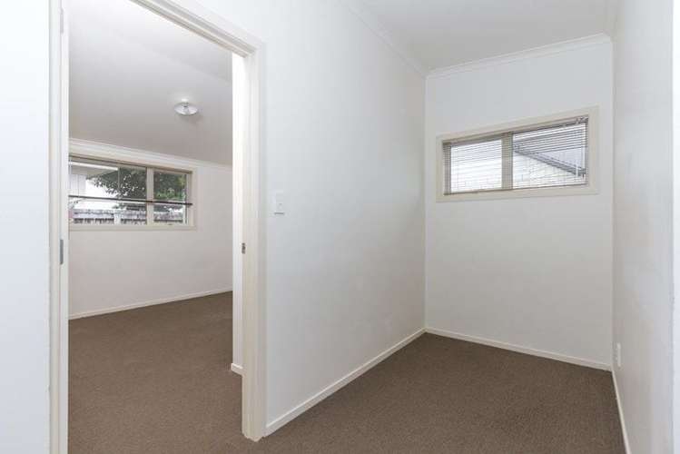 8B Snead Place Hamilton East_11