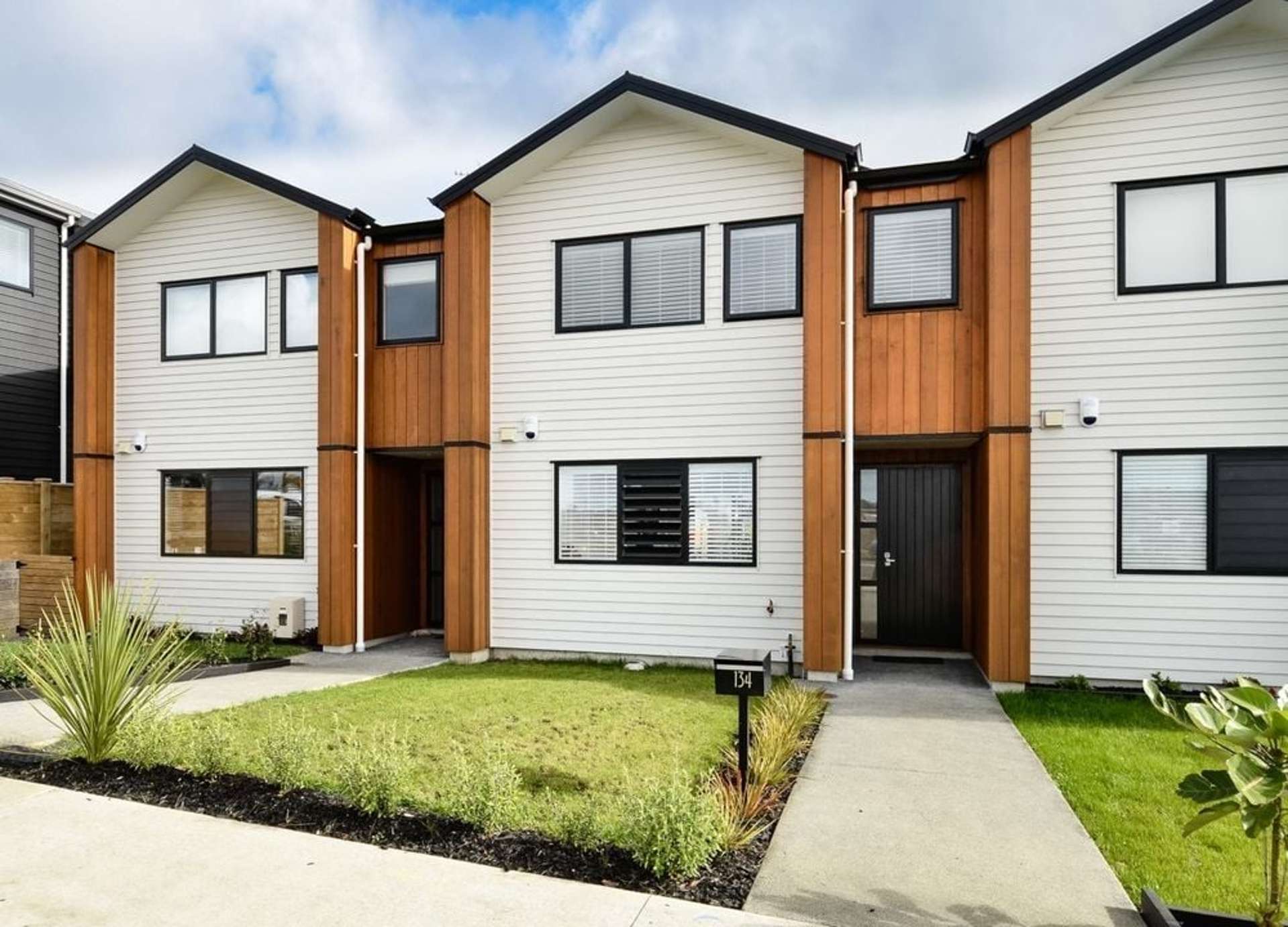 134 Hobsonville Road Hobsonville_0