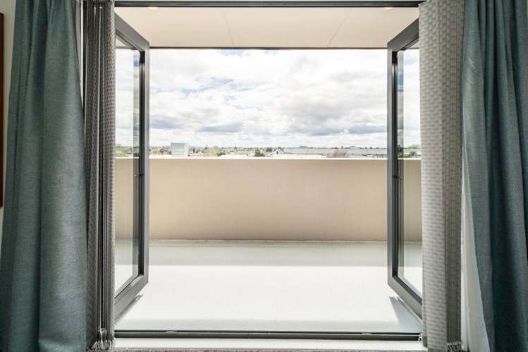 12/11 Freeman Way Manukau_21