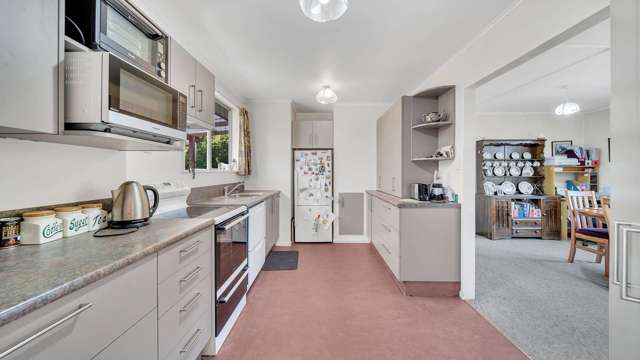 28 Westview Drive Weston_4