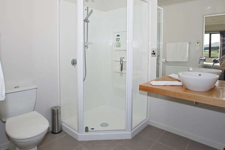 29 Hamlet Street Riverton_15