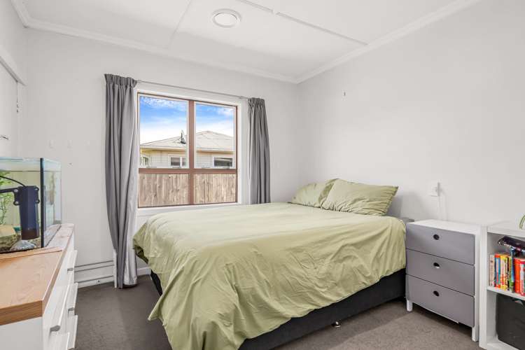 210 Whitby Road Wakefield_15