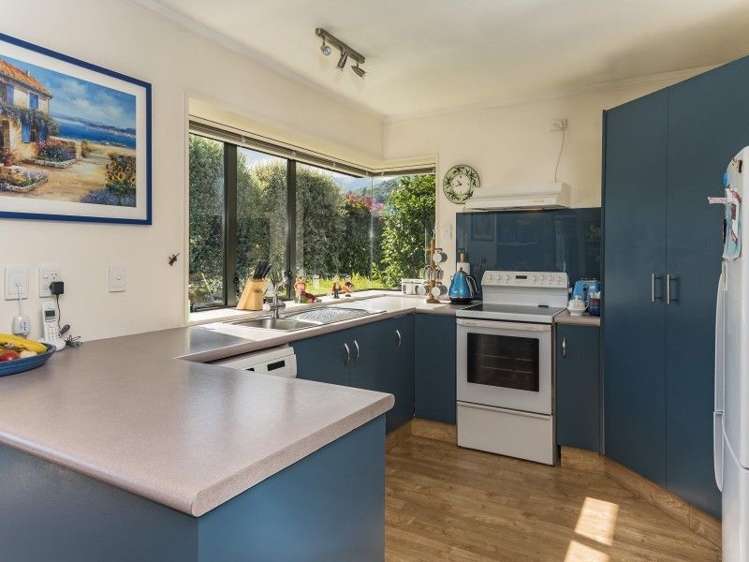 72 Kingsford Drive Stoke_8