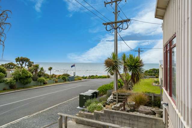 1 Rimu Street Kaka Point_3