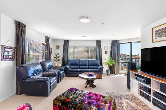 15/3b Harrison Road Mt Wellington_3
