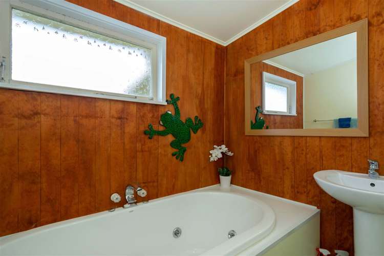 740 Waiwhero Road Ngatimoti_11