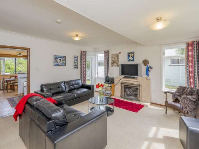 12 Hohiria Street Waikanae Beach_3