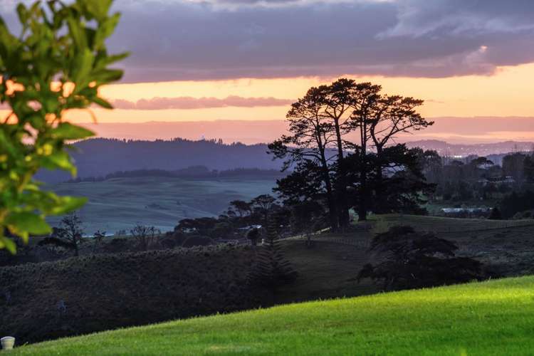 1518 Old North Road Helensville_29