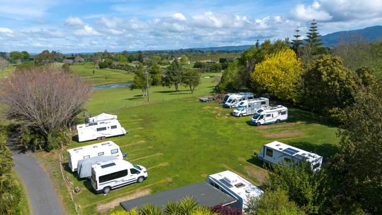 22a Sharp Road Aongatete_21