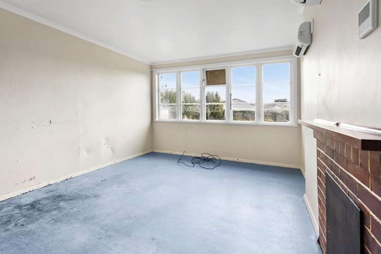19 and 21 Churchill Avenue Gore_18