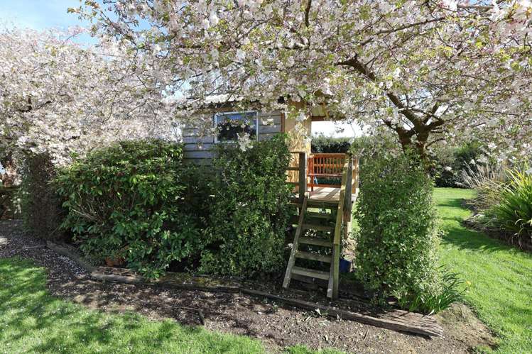 23 Woodlands South Road Woodlands_36