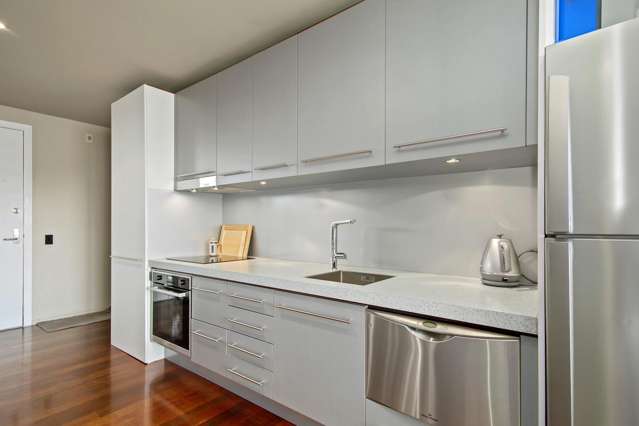 2/220 Jackson Street Petone_4