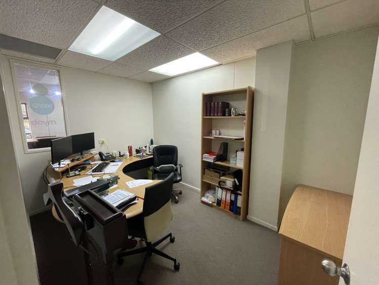 27 Great South Road Epsom_4