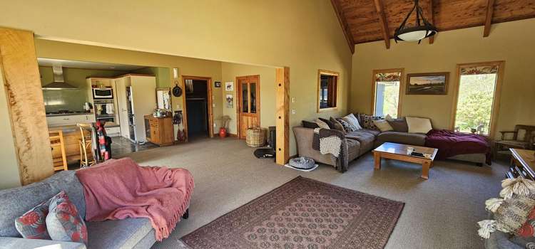 1571 Waimea Highway Mandeville_16