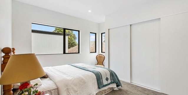 2/14 Waddell Avenue Point England_3