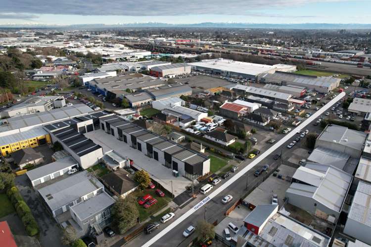 Unit 4, 17 Hands Road Middleton_5