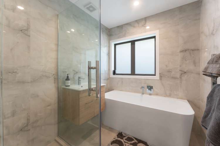 13 Glenreagh Place Torbay_21