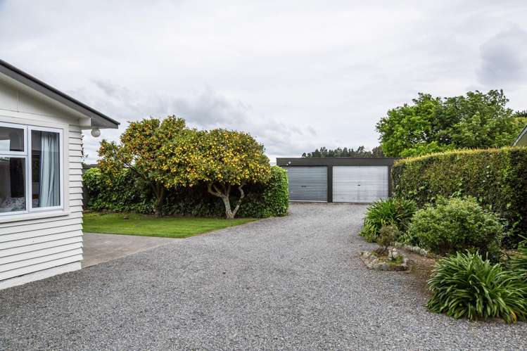 49 Western Lake Road Featherston_17