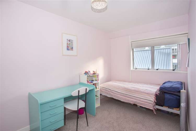 11/6 Schofield Street 10031_5