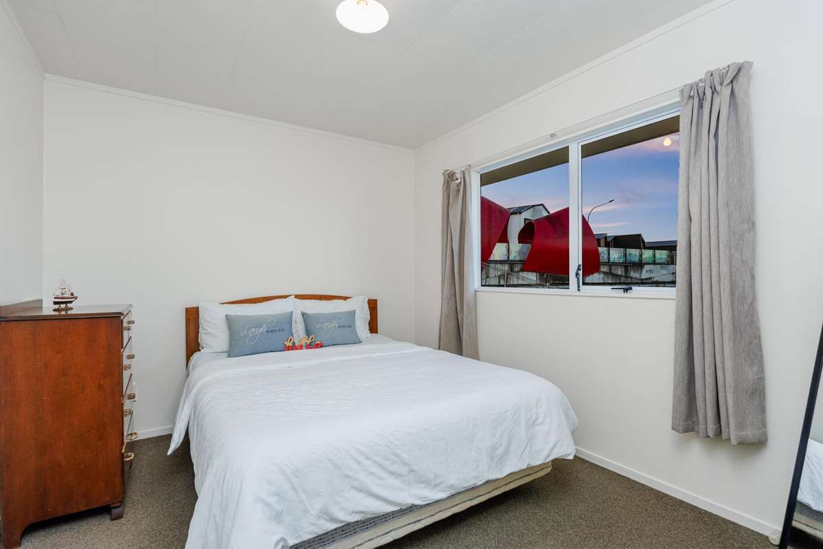 12A Sturges Road_1