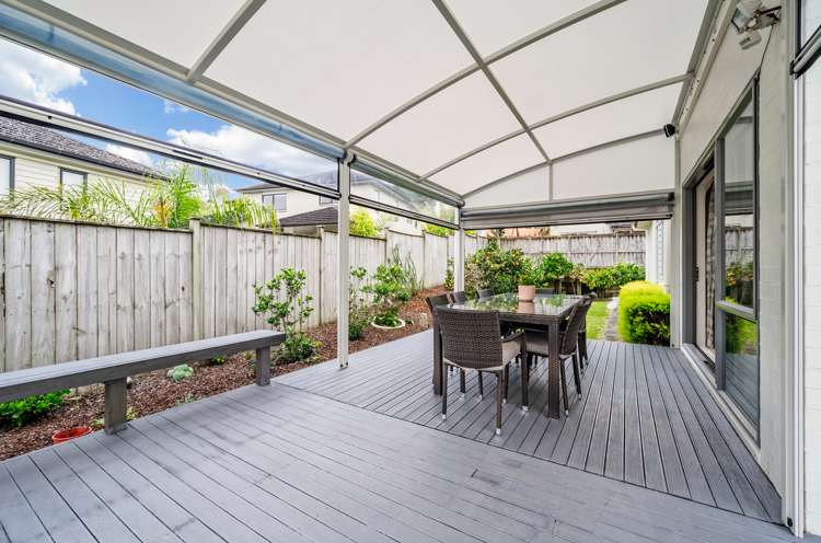 14 Woolaston Place Flat Bush_24