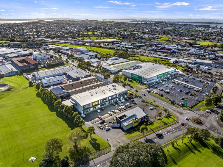 2/115 Felton Mathew Avenue St Johns_7