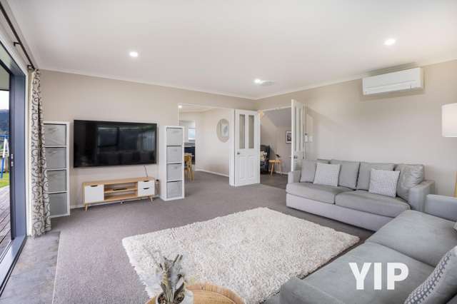140 Woodman Drive Tawa_1